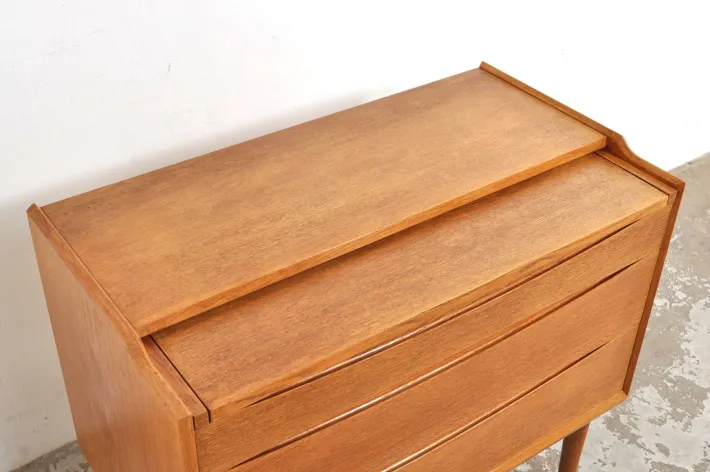 Pamono Vintage Danish Teak Dressing Table or Chest of Drawers from Ølholm Møbelfabrik, 1960s Clearance