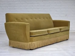Pamono Vintage Danish Three-Seater Sofa in Light Green Furniture Velour, 1970s Outlet
