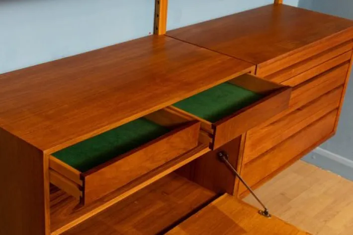 Pamono Vintage Danish Two-Bay Wall System Bookcase in Teak by Poul Cadovius Hot