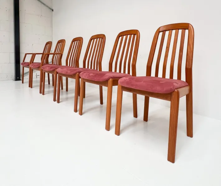 Pamono Vintage Danish Wooden Chairs from Dyrlund, 1960s, Set of 6 Clearance