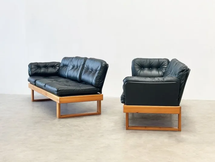 Pamono Vintage Dark Green German Corner Bench, 1970s, Set of 2