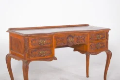 Pamono Vintage Dressing Table in Carved Wood, 1920s New