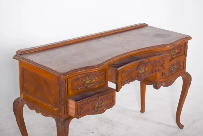 Pamono Vintage Dressing Table in Carved Wood, 1920s New