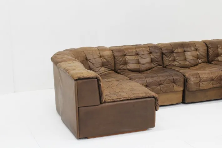 Pamono Vintage DS 11 Modular Sofa in Brown Patchwork Leather from de Sede, 1970s, Set of 6 Sale