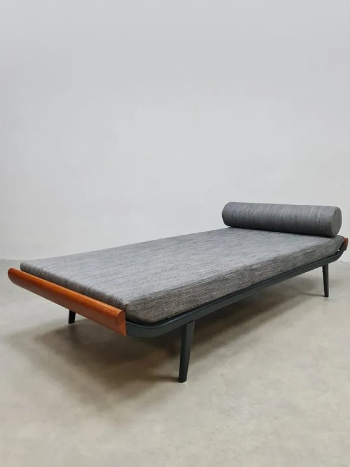 Pamono Vintage Dutch Cleopatra Daybed Dick Cordemeijer for Auping, 1960s Discount