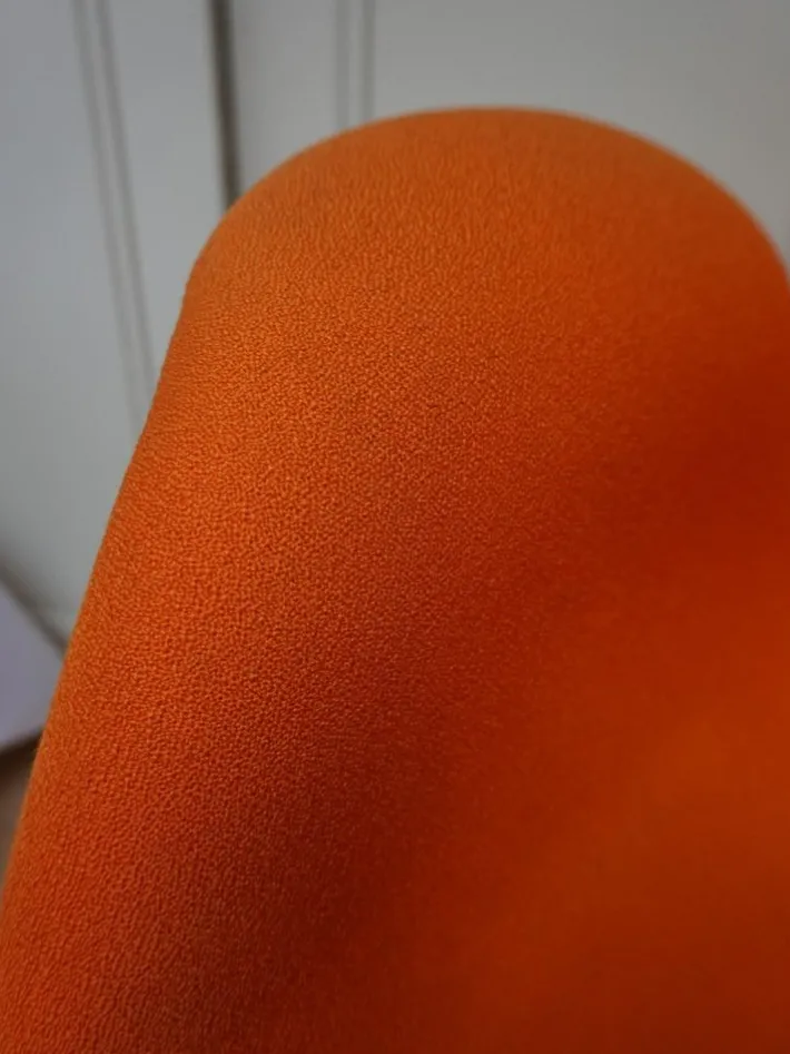 Pamono Vintage Dutch Little Tulip Swivel Armchair by Pierre Paulin for Artifort, 1990s Outlet