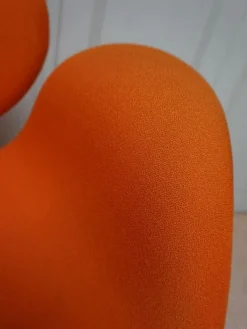 Pamono Vintage Dutch Little Tulip Swivel Armchair by Pierre Paulin for Artifort, 1990s Outlet