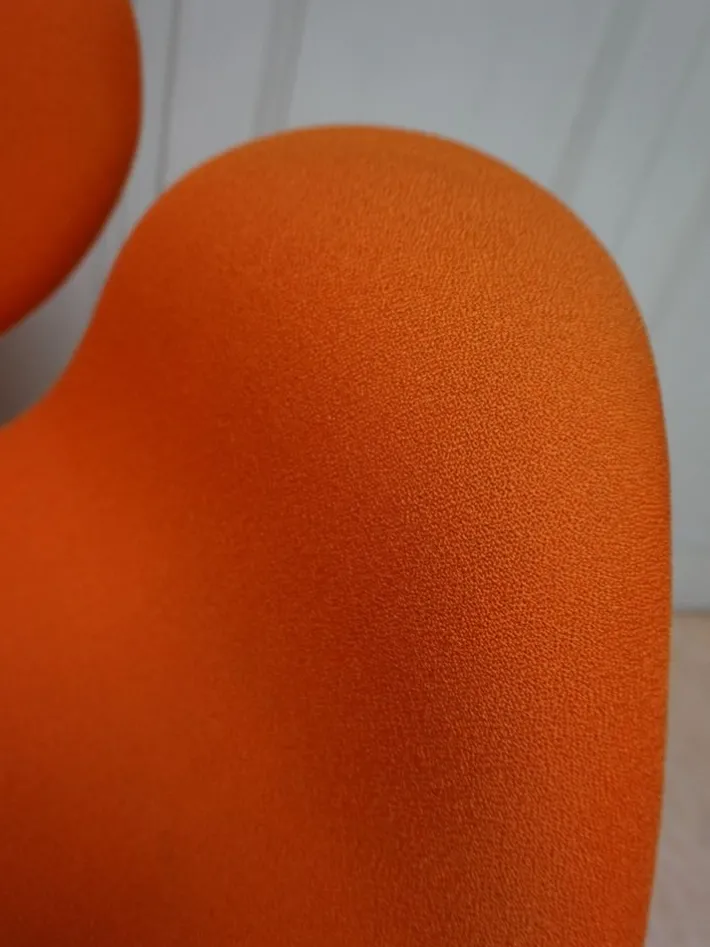 Pamono Vintage Dutch Little Tulip Swivel Armchair by Pierre Paulin for Artifort, 1990s Outlet