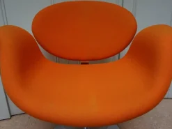 Pamono Vintage Dutch Little Tulip Swivel Armchair by Pierre Paulin for Artifort, 1990s Sale