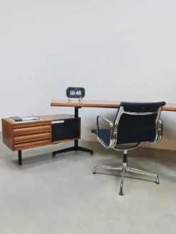 Pamono Vintage EA108 Office Chair in Aluminum by Charles Eames for Vitra, 1980s Online