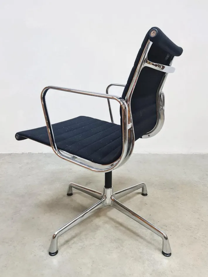 Pamono Vintage EA108 Office Chair in Aluminum by Charles Eames for Vitra, 1980s Online