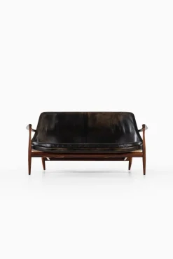 Pamono Vintage Elizabeth Sofa by Ib Kofod-Larsen for Christensen & Larsen The Exceptional Outlet