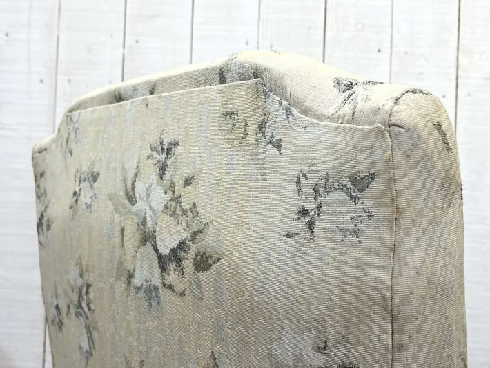 Pamono Vintage English Chippendale Walnut Sofa, 1930s Hot