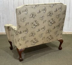 Pamono Vintage English Chippendale Walnut Sofa, 1930s Hot