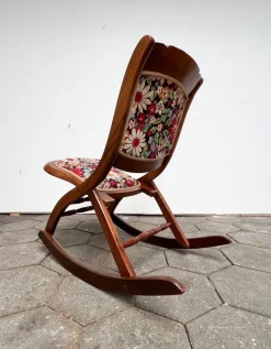 Pamono Vintage English Rocking Chair, 1960s New