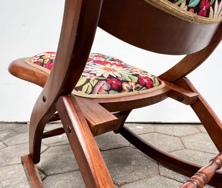 Pamono Vintage English Rocking Chair, 1960s New