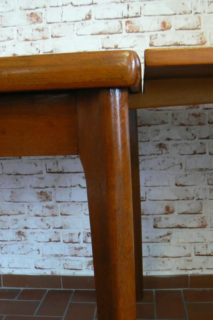 Pamono Vintage Extendable Dining Table by Henning Kjaernulf for AM Denmark Online