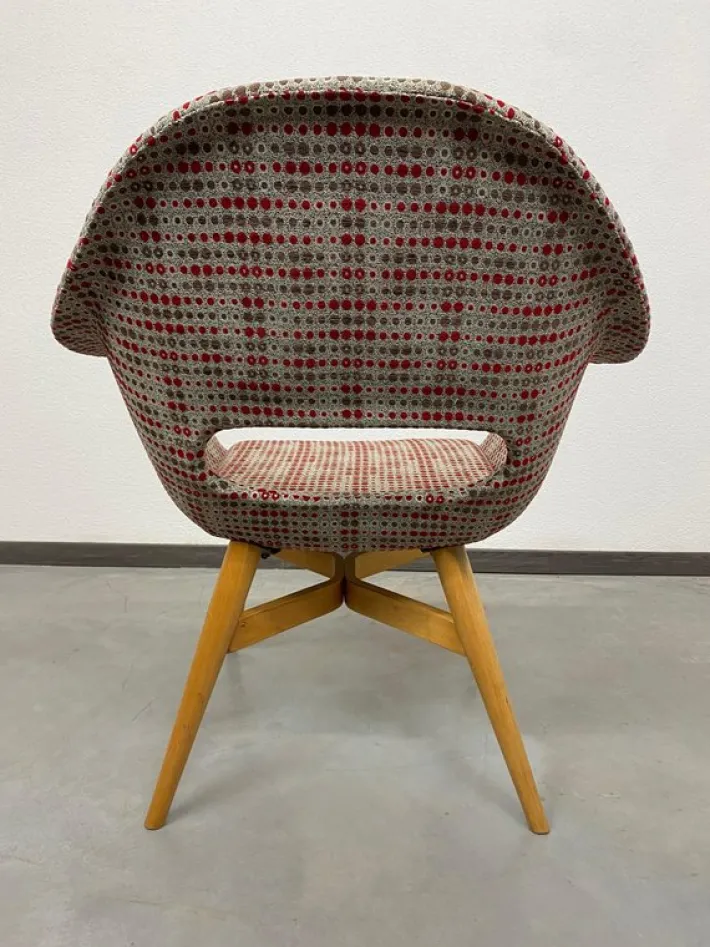 Pamono Vintage Fiberglass Armchairs attributed to Miroslav Navrátil, 1960s, Set of 2 New