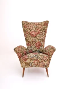 Pamono Vintage Floral Fabric Children's Armchair with Wooden Legs, Italy, 1950s