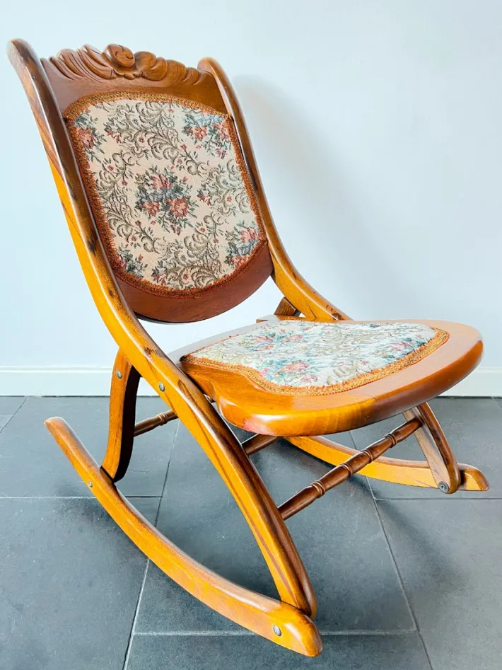 Pamono Vintage Folding Rocking Chair with Gobelin, 1950s New
