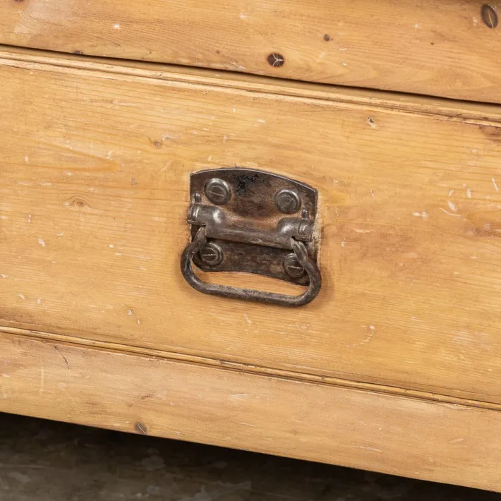 Pamono Vintage French Butchers Block Table, 1920 Online