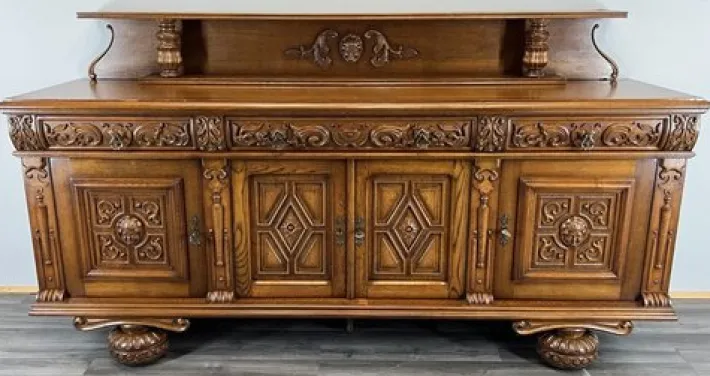 Pamono Vintage French Carved Buffet Online