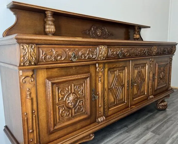 Pamono Vintage French Carved Buffet Online
