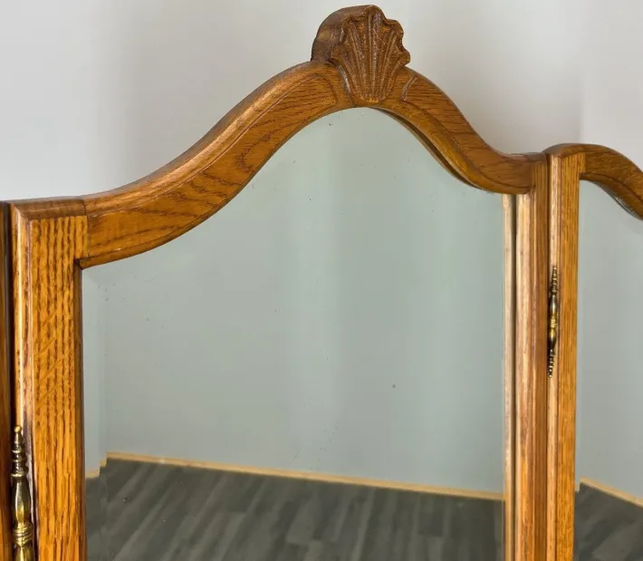 Pamono Vintage French Dressing Table with Mirror in Oak Outlet