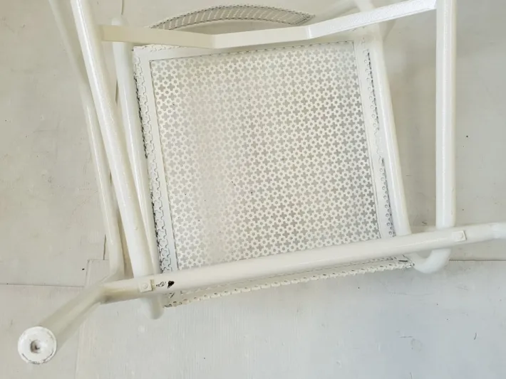 Pamono Vintage French Garden Chairs in Perforated Steel in the style of Mathieu Matégot, 1950s, Set of 4 Outlet