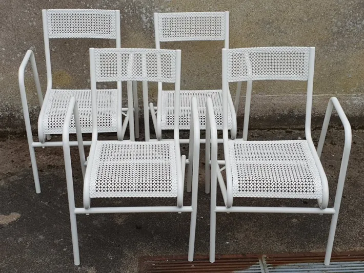 Pamono Vintage French Garden Chairs in Perforated Steel in the style of Mathieu Matégot, 1950s, Set of 4 Outlet