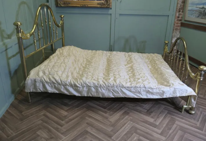 Pamono Vintage French Long King Size Brass Bed, 1980 Best
