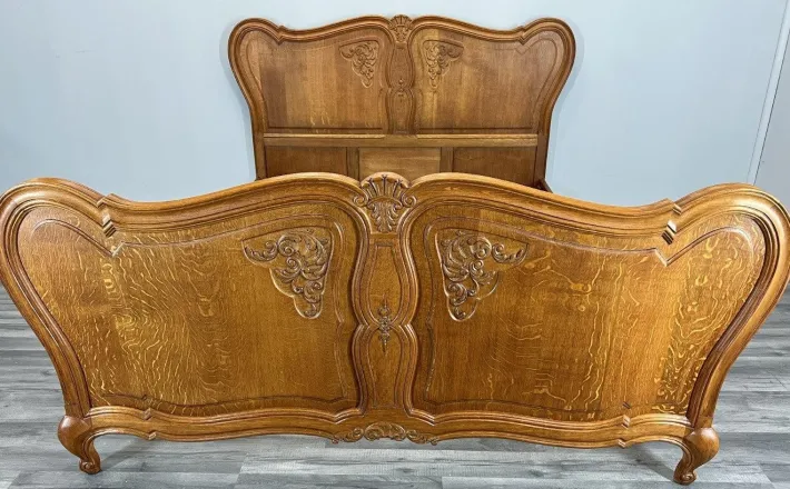 Pamono Vintage French Louis XVI Style Double Carved Bed in Oak Outlet