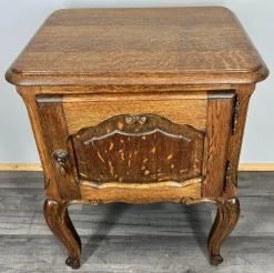 Pamono Vintage French Oak Bedside Tables, Set of 2 Best