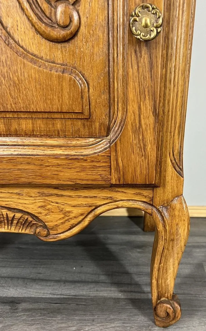 Pamono Vintage French Oak Bedside Tables, Set of 2 Online