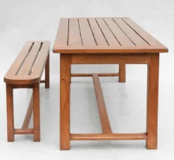 Pamono Vintage French Provincial Slatted Pine Outside Dining Table, 1980 Outlet