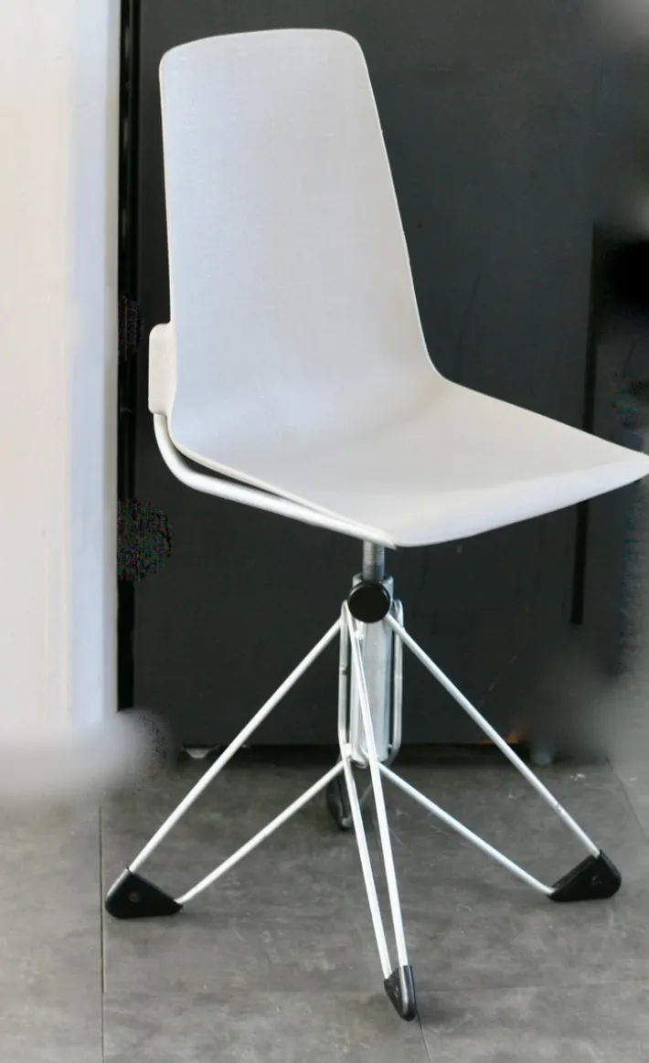 Pamono Vintage French Space Age Swivel Chair, 1960s New