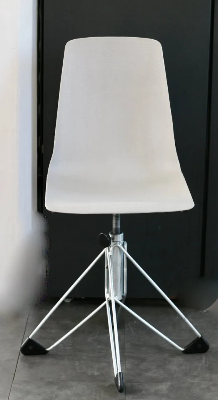 Pamono Vintage French Space Age Swivel Chair, 1960s New