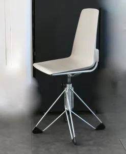 Pamono Vintage French Space Age Swivel Chair, 1960s New