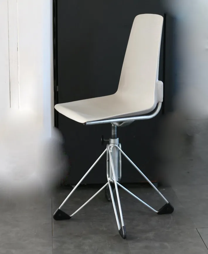 Pamono Vintage French Space Age Swivel Chair, 1960s New