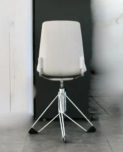 Pamono Vintage French Space Age Swivel Chair, 1960s New