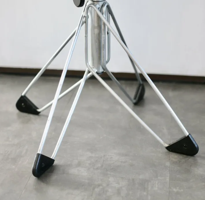 Pamono Vintage French Space Age Swivel Chair, 1960s New