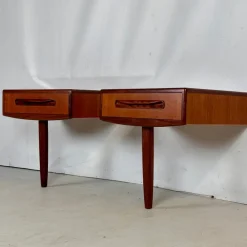 Pamono Vintage Fresco Bedside Tables from G-Plan, 1970s, Set of 2 Hot