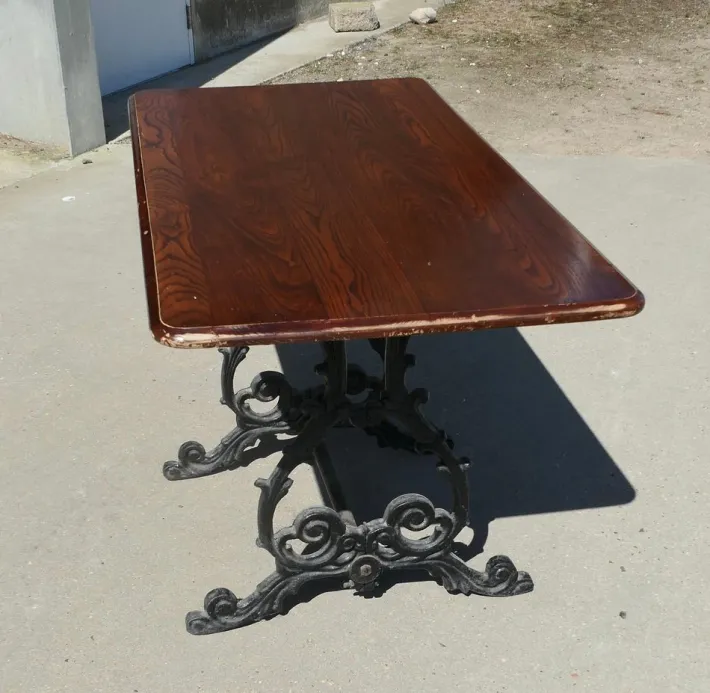 Pamono Vintage Garden Table in Cast Iron and Oak, 1920 Hot