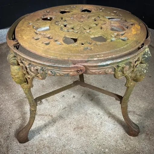 Pamono Vintage Garden Table in Cast Iron New
