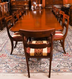 Pamono Vintage George III Style Pedestal Dining Table Hot