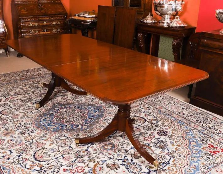 Pamono Vintage George III Style Pedestal Dining Table Hot