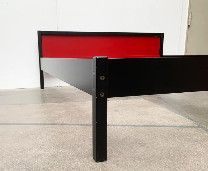 Pamono Vintage German Postmodern Profilsystem Double Bed by Elmar Flötotto for Flötotto Online