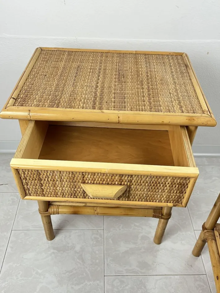 Pamono Vintage Italian Bedside Tables in Rattan and Bamboo, 1970s, Set of 2 Hot