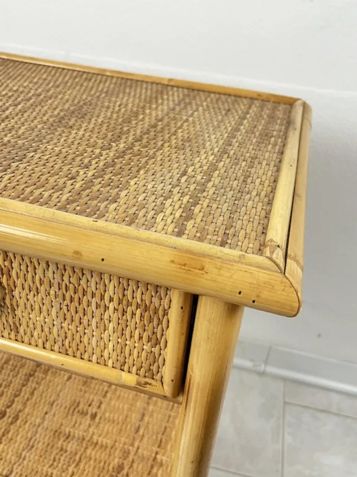 Pamono Vintage Italian Bedside Tables in Rattan and Bamboo, 1970s, Set of 2 Hot