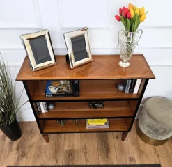 Pamono Vintage Italian Bookcase in Walnut, 1960s Discount